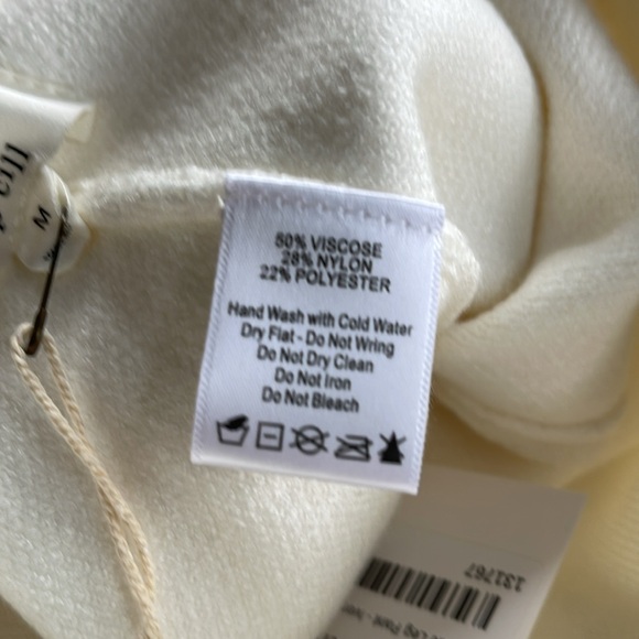 P Cill, winter white pull on pants, size M, NWT - Picture 4 of 4